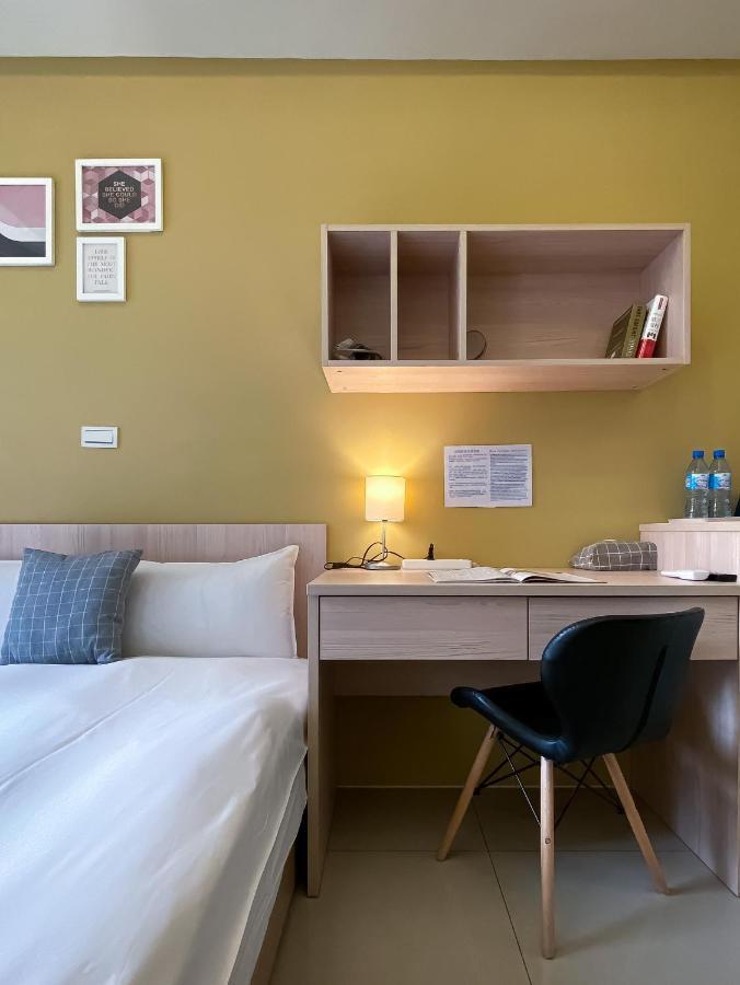 Adagio Hostel Taichung Exterior foto
